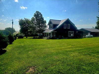 /international/us/64671-721-rd-nemaha-ne-110108903544/