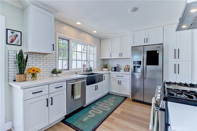/international/us/5275-charing-cross-road-westminster-ca-110100313287/