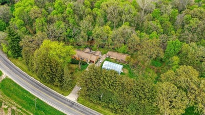 /international/us/2458-creek-road-plano-il-110099236887/