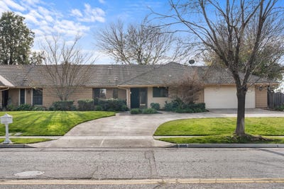 /international/us/1095-w-sierra-avenue-fresno-ca-110108016235/