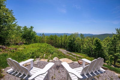 /international/us/1992-andover-ridge-road-andover-vt-110108662451/