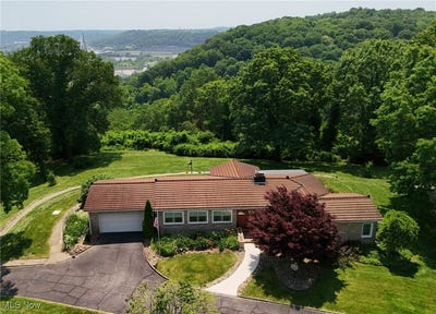 /international/us/3901-beaumont-drive-weirton-wv-110100190410/