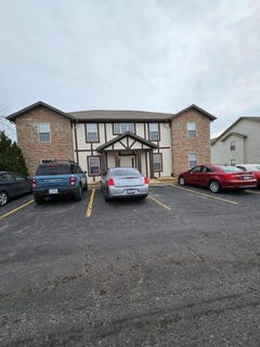 /international/us/275-toni-lane-branson-mo-110110323857/