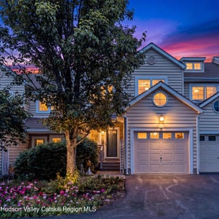 /international/us/64-hudson-view-terrace-hyde-park-ny-110108613031/