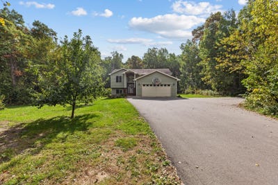 /international/us/3887-ackerman-trail-pequot-lakes-mn-110120038650/