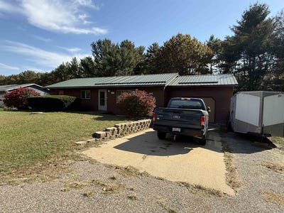 /international/us/24231-endeaver-avenue-tomah-wi-110120531597/