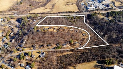 /international/us/850-commerce-rd-staunton-va-110106118869/