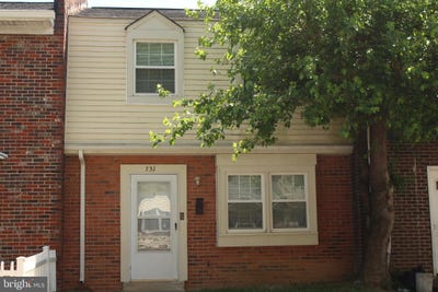 /international/us/731-denton-circle-fredericksburg-va-110107936015/
