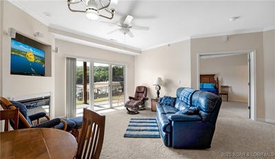 /international/us/166-oak-harbor-drive-camdenton-mo-110100357139/