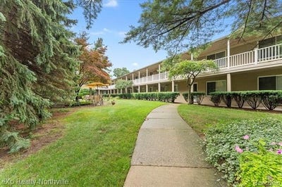/international/us/475-s-adams-road-birmingham-mi-110107338915/