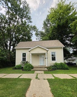 /international/us/433-w-elm-olney-il-110109451164/