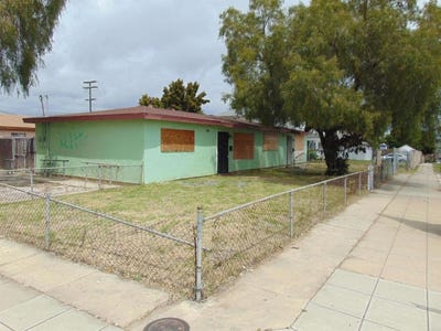 /international/us/3006-greely-avenue-08-san-diego-ca-110095918612/