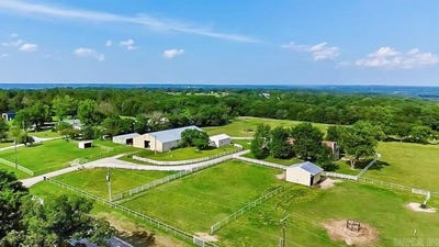 /international/us/4055-s-hwy43-harrison-ar-110100321520/