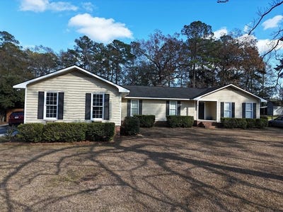 /international/us/1720-e-washington-st-thomasville-ga-110105528681/
