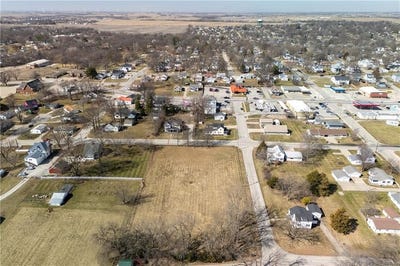 /international/us/s-market-lot-2-street-maryville-mo-110106701136/