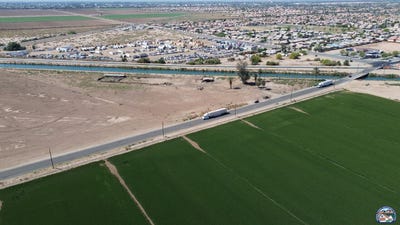 /international/us/839-e-cole-blvd-calexico-ca-110108663256/