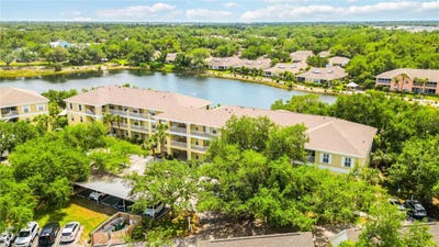 /international/us/19325-water-oak-drive-port-charlotte-fl-110104589826/