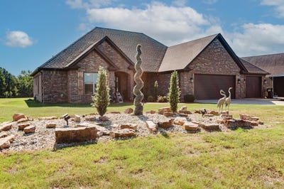 /international/us/121-plantation-drive-mayflower-ar-110119943801/