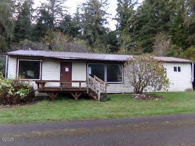 /international/us/48-n-sheppard-point-road-waldport-or-110104220525/
