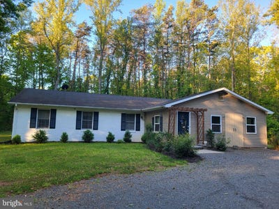 /international/us/4281-bear-bug-lane-bealeton-va-110107898221/