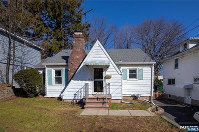 /international/us/31-spring-valley-avenue-paramus-nj-110107964557/