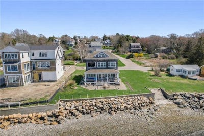 /international/us/503-seaside-drive-jamestown-ri-110107406689/