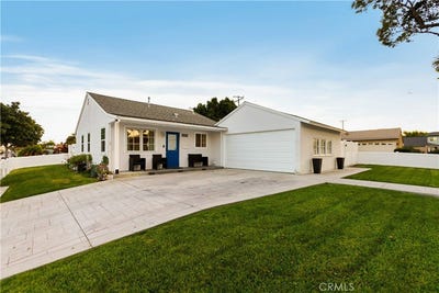 /international/us/14709-bodger-avenue-hawthorne-ca-110100977954/