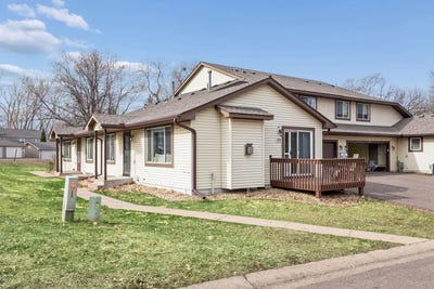 /international/us/6690-gretchen-court-n-oakdale-mn-110108058842/