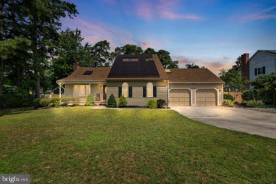 /international/us/1302-goldfinch-lane-millville-nj-110108381592/