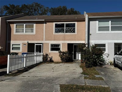 /international/us/2811-s-pines-drive-largo-fl-110101165455/