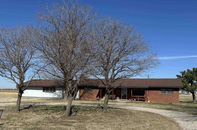 /international/us/33021-cimarron-rd-waynoka-ok-110097153337/