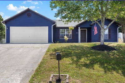 /international/us/8424-gardenside-lane-lane-powell-tn-110100616394/