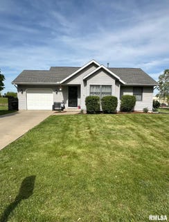 /international/us/716-swift-court-maquoketa-ia-110101255356/