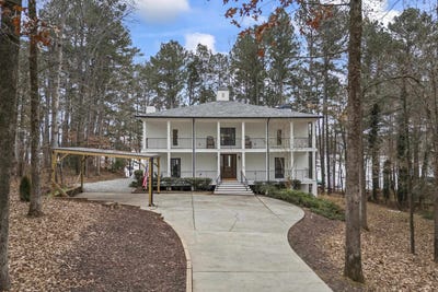 /international/us/1270-swords-road-greensboro-ga-110120408646/