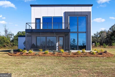 /international/us/4680-cat-creek-road-valdosta-ga-110104089752/