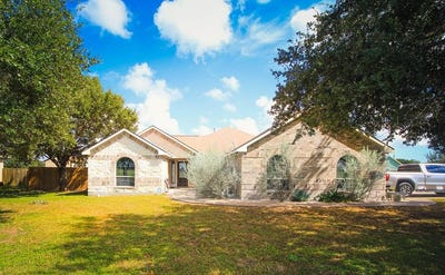 /international/us/504-w-sullivan-st-skidmore-tx-110101421763/