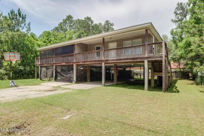 /international/us/7030-w-lafayette-street-bay-saint-louis-ms-110100336011/