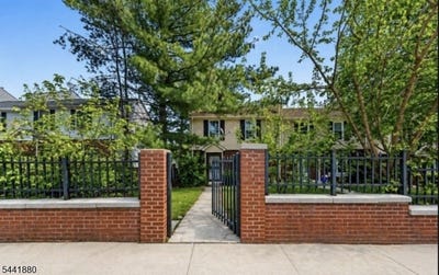 /international/us/550-bergen-st-newark-city-nj-110108975681/