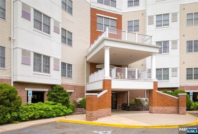 /international/us/189-forest-avenue-paramus-nj-110106585851/