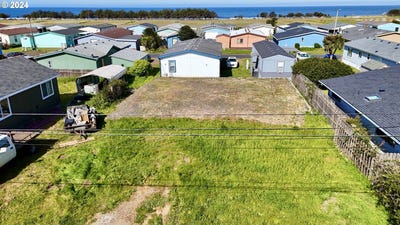 /international/us/29730-shore-pine-ln-goldbeach-or-110091554535/