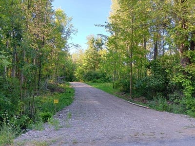 /international/us/huntley-road-marion-ny-110101456010/?lang=en