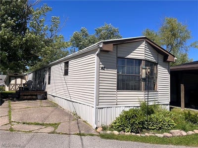 /international/us/12860-mayfield-road-chardon-oh-110108498734/