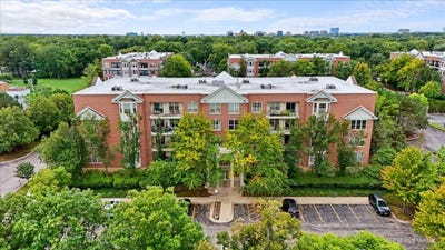 /international/us/3100-town-square-drive-rolling-meadows-il-110119969097/