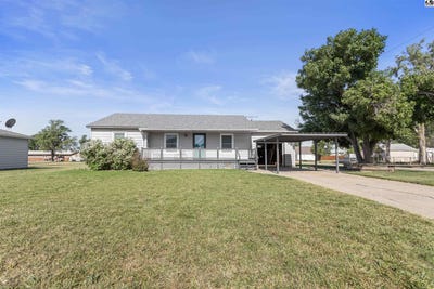 /international/us/600-s-3rd-st-bushton-ks-110108333316/