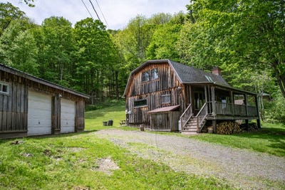 /international/us/15-john-lockwood-rd-walton-ny-110108479151/
