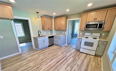 /international/us/409-erie-avenue-crosby-mn-110107663936/
