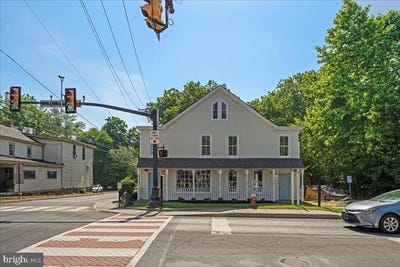 /international/us/159-n-sycamore-street-newtown-pa-110095546385/