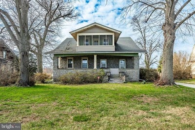 /international/us/2203-philadelphia-pike-claymont-de-110106802103/