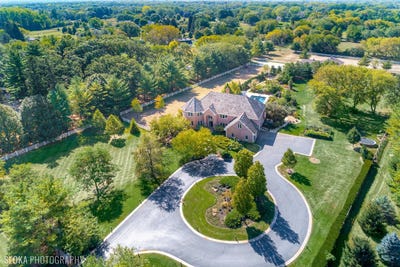 /international/us/11-moate-lane-barrington-hills-il-110107951464/