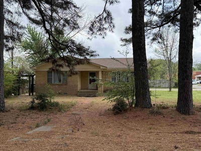 /international/us/1533-south-blvd-conway-ar-110106981043/
